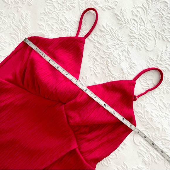 NWOT Lulus View and I Bright Red Tie-Back Faux-Wrap Midi Dress XSmall - Picture 6 of 8